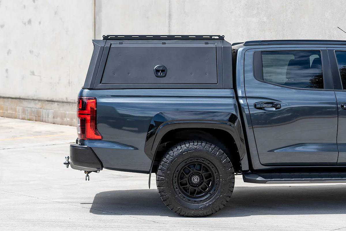 Кунг алюмінієвий LuxCap Standart для Mitsubishi L200 Single Cab 2023-2025 (довжина 7′ 3″)