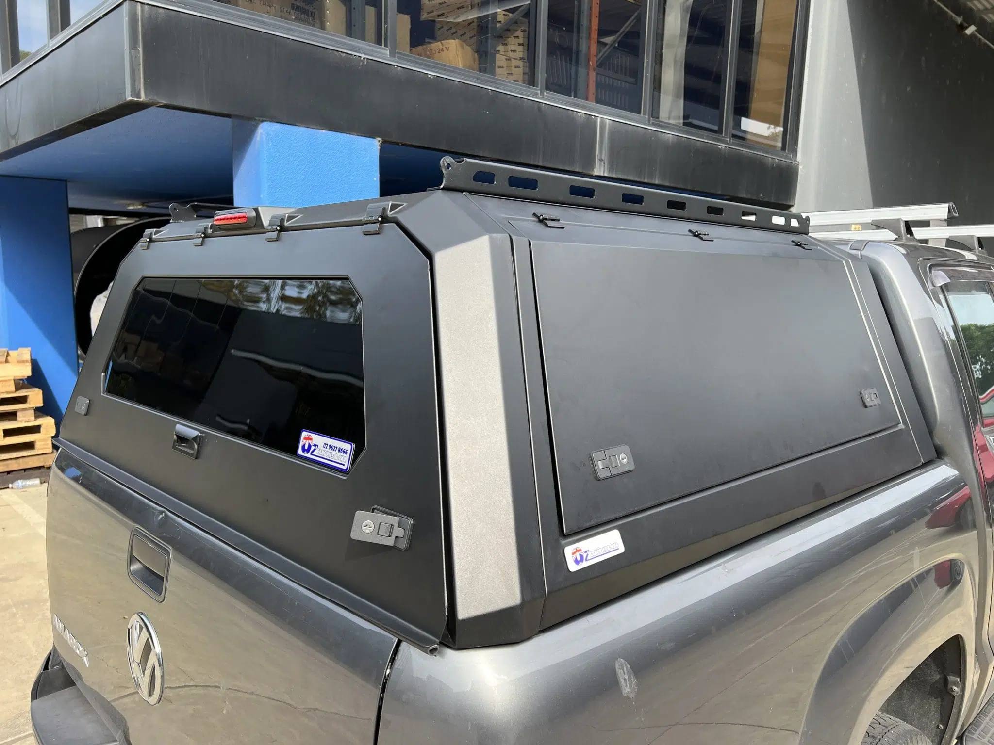 Кунг алюмінієвий LuxCap Standart для Volkswagen Amarok Double Cab 2010-2022 (довжина 5′ 1″)