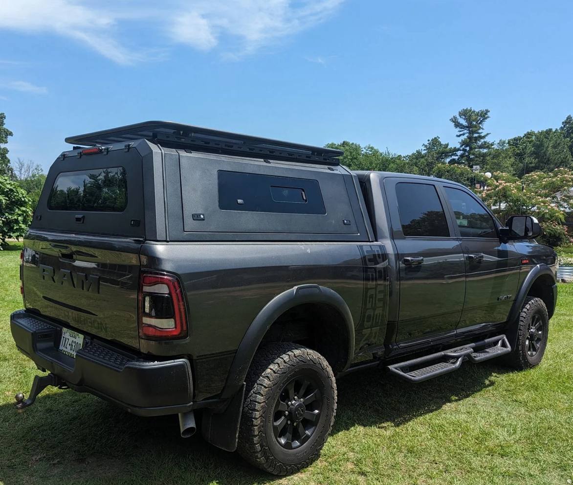 Кунг алюмінієвий LuxCap Sport для Dodge Ram 1500 Classic Regularl Cab 2009-2024 (довжина 6′ 4″)